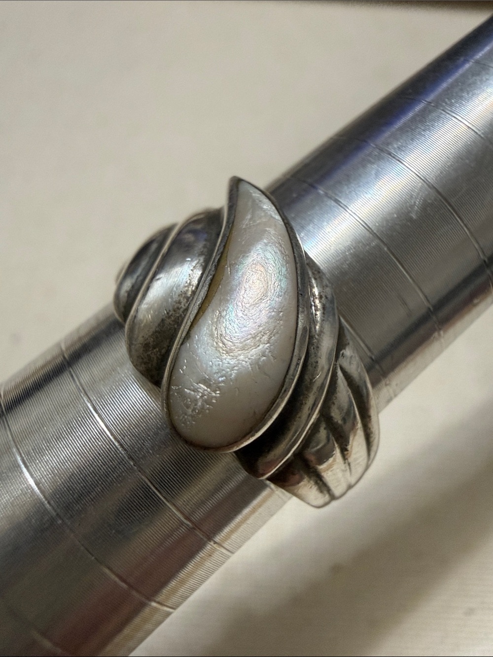 Sterling Silver 925 size 10 Mother of Pearl Dome Statement Ring